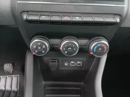 Photo 8 Renault Clio  1.0 TCe 90ch Evolution - 24