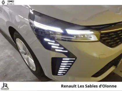 Photo 13 Renault Clio  1.5 Blue dCi 100ch Evolution - 24