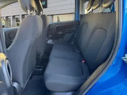 Photo 9 Fiat Panda  1.0 70ch BSG S&S Cross