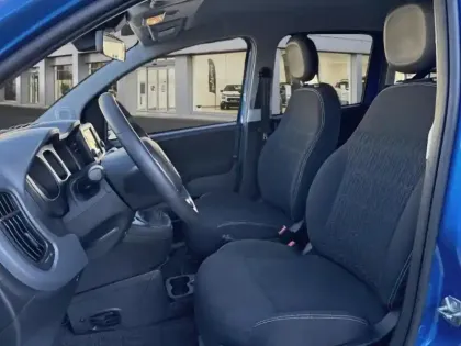 Photo 8 Fiat Panda  1.0 70ch BSG S&S Cross