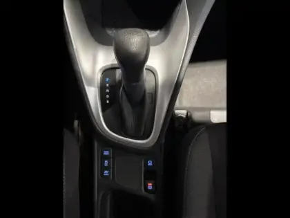 Photo 12 Toyota Yaris  116h Design 5p MY22