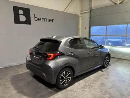 Photo 1 Toyota Yaris  116h Design 5p MY22