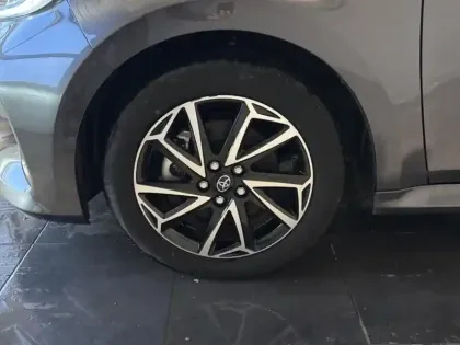 Photo 3 Toyota Yaris  116h Design 5p MY22