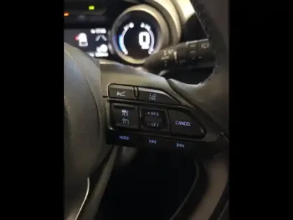 Photo 6 Toyota Yaris  116h Design 5p MY22