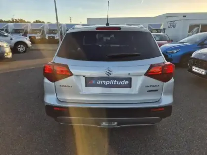 Photo 9 Suzuki Vitara  1.5 Dualjet Hybrid 115ch Privilège Auto