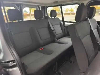 Photo 9 Renault Trafic  Combi L2 2.0 Blue dCi 150ch S&S Zen 8 places