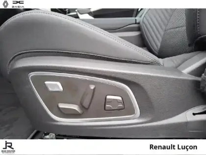 Photo 14 Renault Austral  1.2 E-Tech full hybrid 200ch esprit Alpine - 25