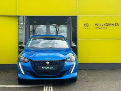 Photo 1 Peugeot 208  e- 136ch Style