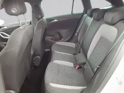 Photo 11 Opel Astra  Sports Tourer 1.5 Diesel 122 ch BVA9