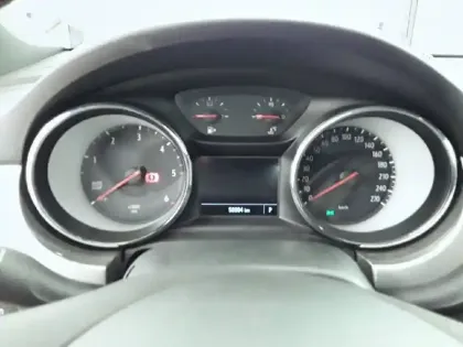 Photo 9 Opel Astra  Sports Tourer 1.5 Diesel 122 ch BVA9