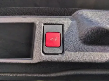 Photo 19 Opel Grandland  1.2 Turbo Hybrid 145 ch e-DCT6