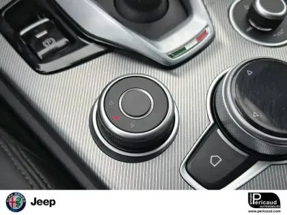 Photo 14 Alfa Romeo Stelvio  2.2 210 ch Q4 AT8