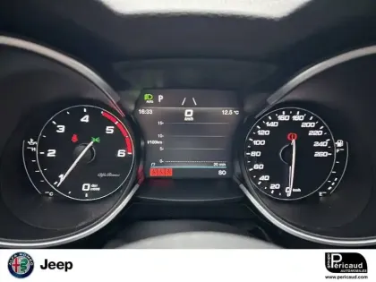 Photo 9 Alfa Romeo Stelvio  2.2 210 ch Q4 AT8