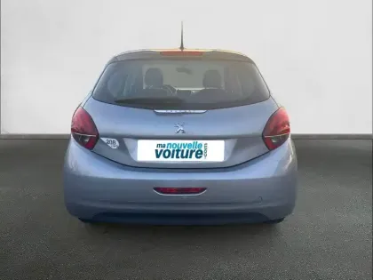 Photo 4 Peugeot 208  PureTech 68ch BVM5