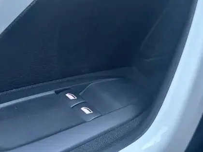 Photo 19 Peugeot 208  PureTech 68ch BVM5