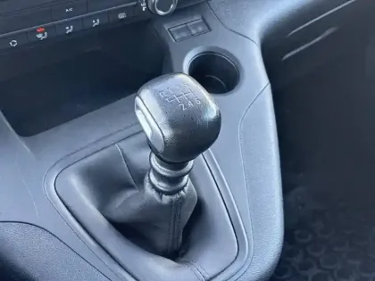 Photo 13 Peugeot Partner  FOURGON M 650 KG BLUEHDI 100 S&S BVM6