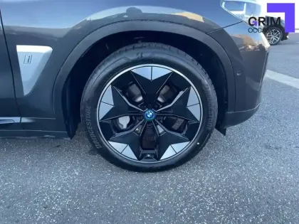 Photo 15 BMW Ix3  286 ch