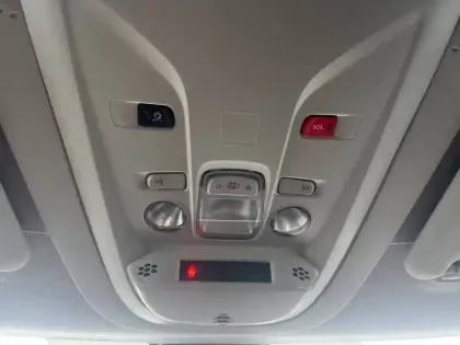 Photo 18 Peugeot Partner  FOURGON M DIESEL 100 CH MANUELLE