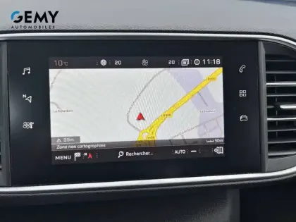 Photo 15 Peugeot 308  BlueHDi 130ch S&S EAT8