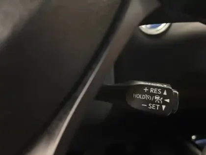 Photo 64 Toyota C-HR  Hybride 2.0L