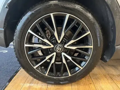 Photo 46 Toyota C-HR  Hybride 2.0L