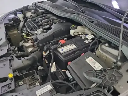 Photo 43 Peugeot 208  PureTech 75 S&S BVM5