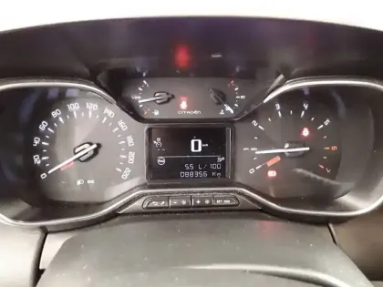 Photo 9 Citroën C3 Aircross  BlueHDi 100 S&S BVM6