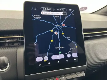 Photo 32 Renault Clio  E-Tech full hybrid 145