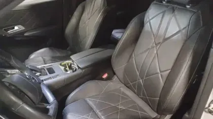 Photo 12 DS Ds 7 DS7 Crossback Hybride E-Tense 300 EAT8 4x4