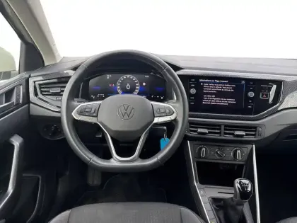 Photo 11 Volkswagen Polo  SOCIETE 1.0 TSI 95 S&S BVM5