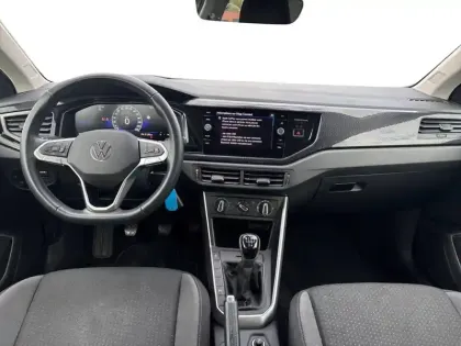 Photo 10 Volkswagen Polo  SOCIETE 1.0 TSI 95 S&S BVM5