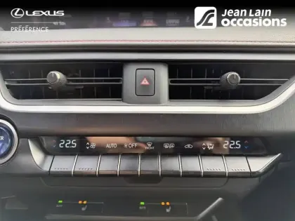 Photo 13 Lexus UX  250h 2WD