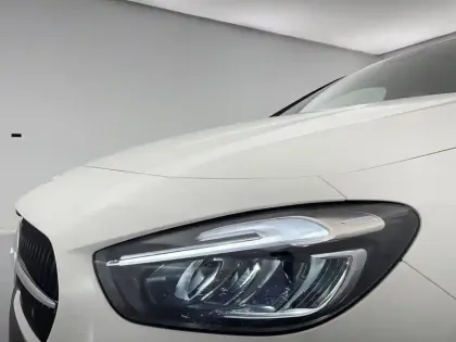 Photo 26 Mercedes Classe B  180 d 8G-DCT