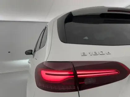 Photo 27 Mercedes Classe B  180 d 8G-DCT