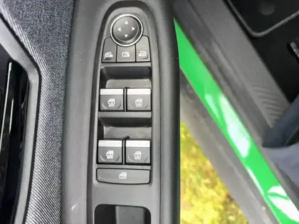 Photo 21 Renault 5 Renault  E-Tech Electrique 10 ch autonomie confort