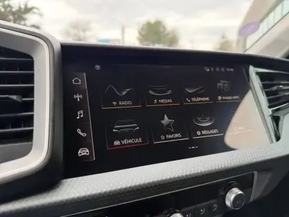 Photo 17 Audi A1  Sportback 30 TFSI 110 ch S tronic 7