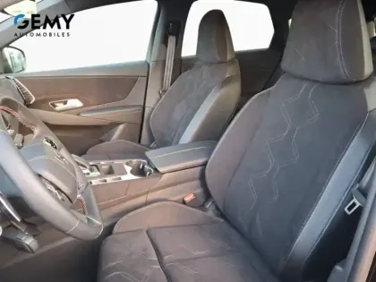 Photo 8 DS DS 7  Hybride Rechargeable E-Tense 225 EAT8