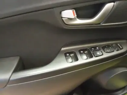 Photo 20 Hyundai Kona  1.0 T-GDi 120