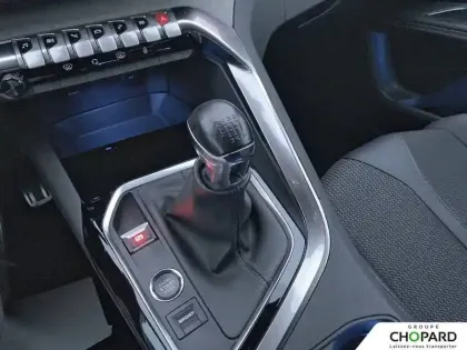 Photo 12 Peugeot 3008  PureTech 130ch S&S BVM6