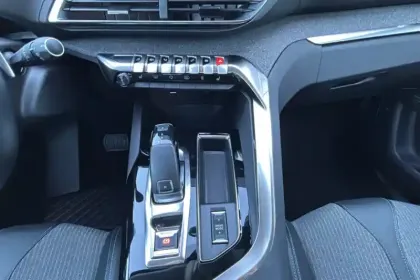 Photo 15 Peugeot 3008  BlueHDi 130ch S&S EAT8