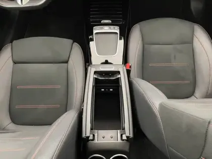 Photo 32 Mercedes Classe A  180 d 8G-DCT