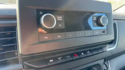 Photo 17 Nissan Primastar  FOURGON L1H1 2T8 2.0 DCI 130 S/S BVM