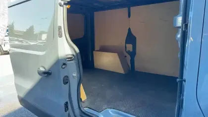 Photo 28 Nissan Primastar  FOURGON L1H1 2T8 2.0 DCI 130 S/S BVM