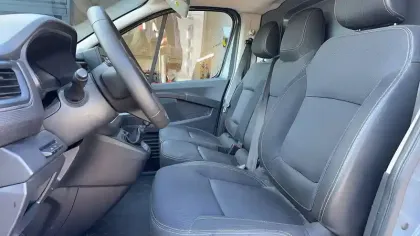 Photo 21 Nissan Primastar  FOURGON L1H1 2T8 2.0 DCI 130 S/S BVM