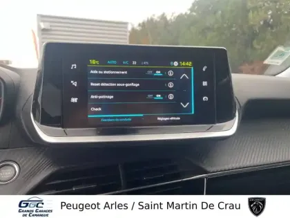 Photo 11 Peugeot 2008  Moteur électrique 136 ch