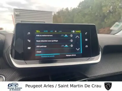 Photo 16 Peugeot 2008  Moteur électrique 136 ch