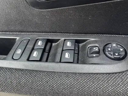 Photo 19 Peugeot 2008 Gén. II Ph1 NG Allure Pack 5