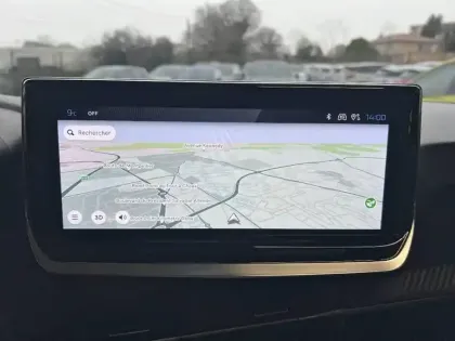 Photo 13 Peugeot 208  PureTech 100 S&S BVM6