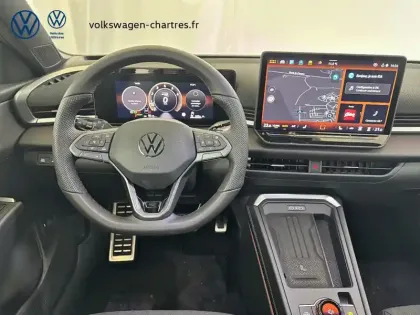 Photo 9 Volkswagen T-roc  1.5 eTSI EVO2 Hybrid 150 ch DSG7