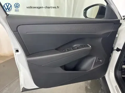 Photo 22 Volkswagen T-roc  1.5 eTSI EVO2 Hybrid 150 ch DSG7